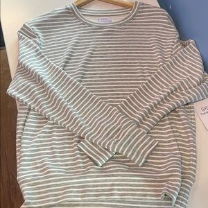 NWT SoftFlex Gray & White Stripe Long-Sleeve oversized crew, XS
